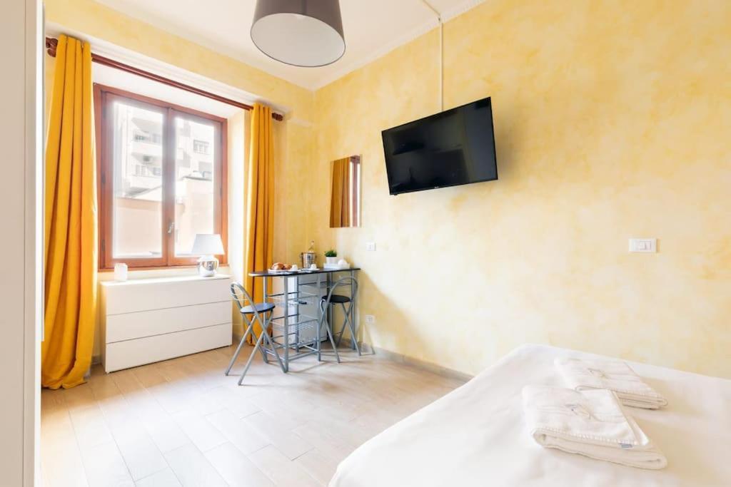 Private Suite In A Guest House With Private Bathroom N3 Roma Eksteriør bilde